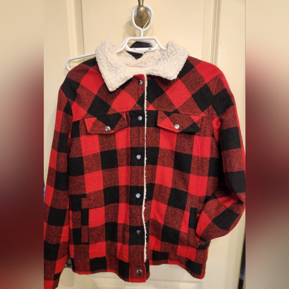 Plaid warm sherpa lined coat